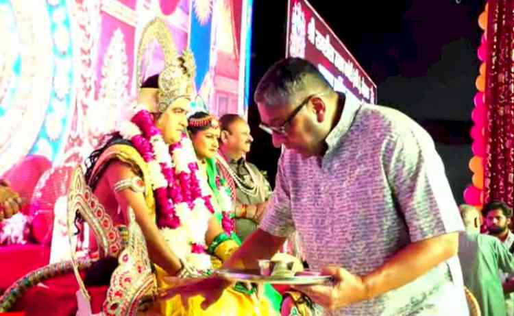 रामराज्याभिषेक के साथ रामलीला महोत्सव संपन्न, जय श्रीराम से गूंजा पंडाल