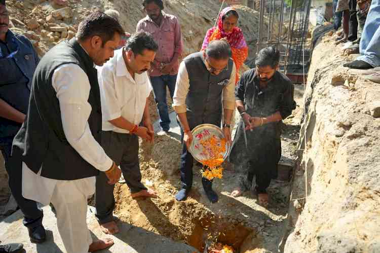 Dr Ashok Kumar Mittal Takes Seva Sankalp Beyond Commemoration, Focuses on Community Welfare and Dignity