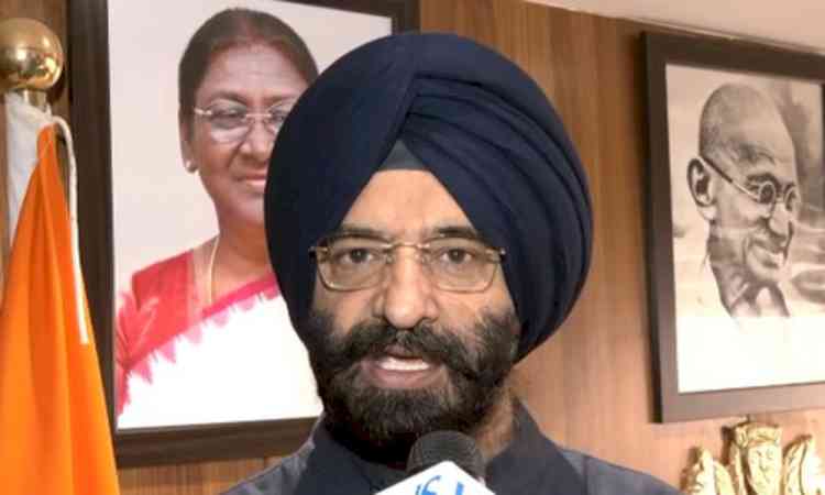 Delhi Minister Sirsa urges NCR residents to keep polluting vehicles off roads amid poor air quality