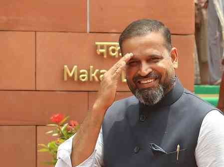 Gujarat: Vadodara civic body clears land allotment for Yusuf Pathan
