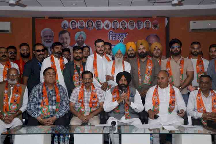 Big boost for BJP in Ludhiana as prominent personalities from various fields join BJP