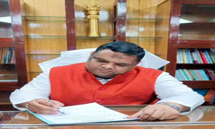 NHRC member Priyank Kanoongo slams Kejriwal for ‘supporting’ Punjab’s unsafe sleeper buses
