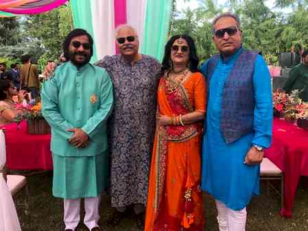 Roopkumar Rathod pays tribute to Satish Shah on his death anniversary: ‘Your laughter and warmth will always remain with me’