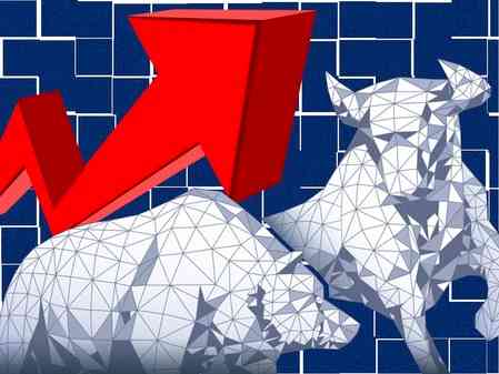 Top 10 firms lose Rs 1.56 lakh crore in market value last week