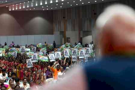 Youth achieving extraordinary things because of right environment, says PM Modi