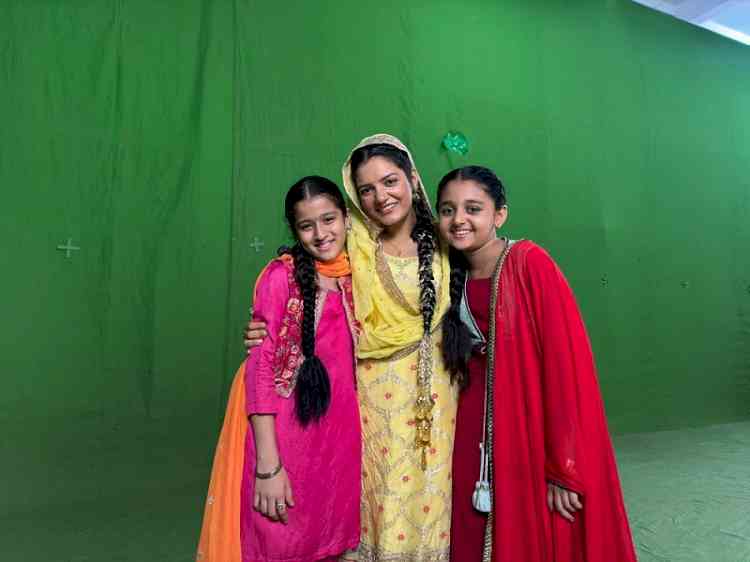Ambika Vani on Her Bond with the Kids of Divya Prem: Pyaar Aur Rahasya Ki Kahani: Sometimes we even have these fun boys-versus-girls moments