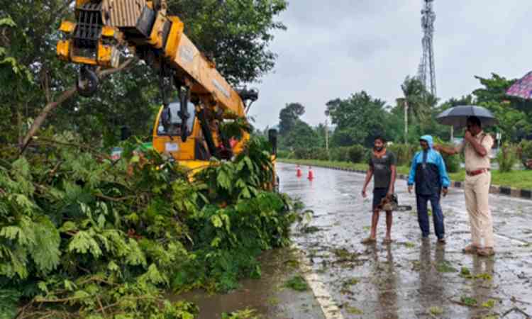 Cyclone ‘Arnab’ impact: Several flights from Vizag, Vijayawada cancelled 