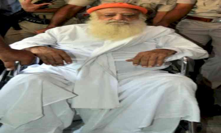 Asaram arrives at Jodhpur Central Jail after parole expires; new FIR registered
