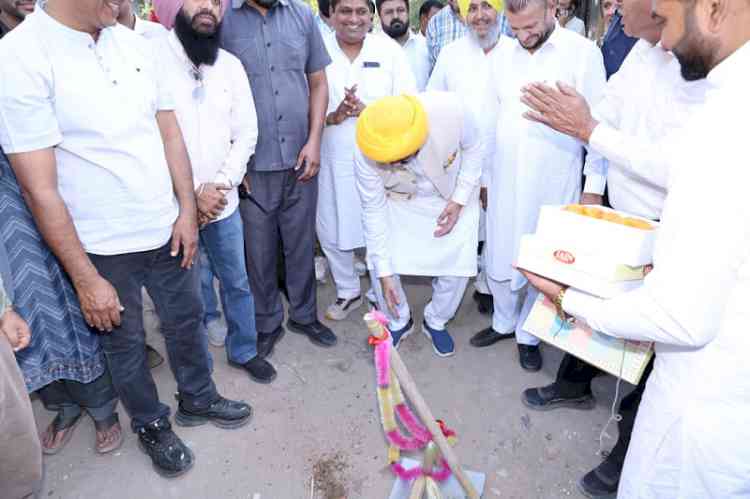 Cabinet Minister Tarunpreet Singh Sond Inaugurates Development Works Worth Rs. 31.24 Lakh in Ward No.7