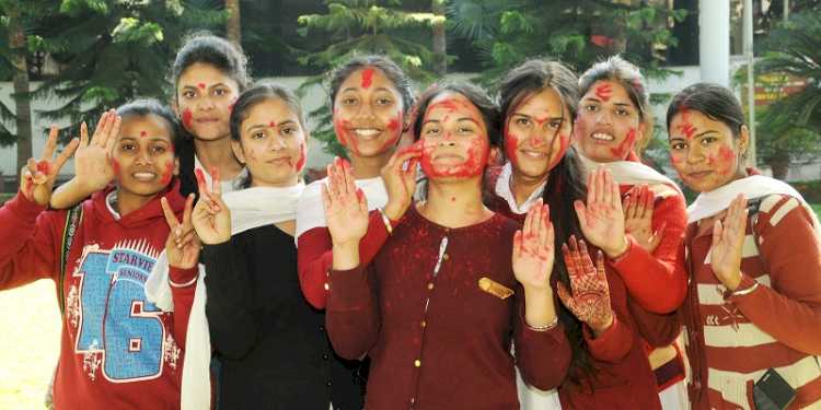 KMV celebrates eco-friendly Holi