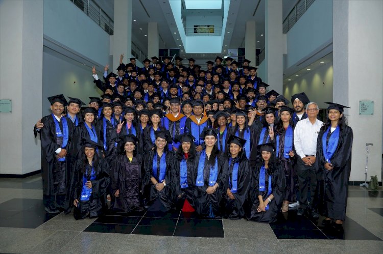 Certificate Programme in Business Analytics (CBA) graduates of 11th batch of ISB