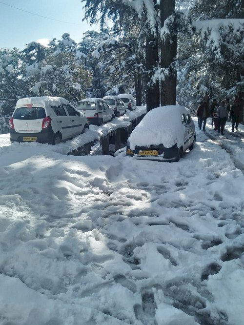 Upper Dharamshala experiences second snowfall of season