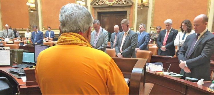 Councils of 6 Utah cities to start the day with Hindu mantras in May