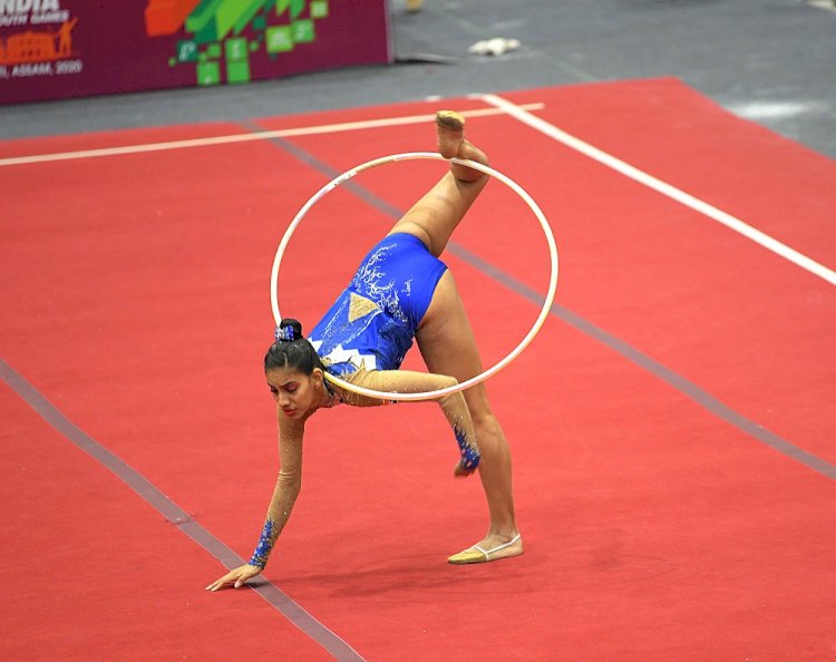 Elastic girls of Maharashtra dominate gymnastics