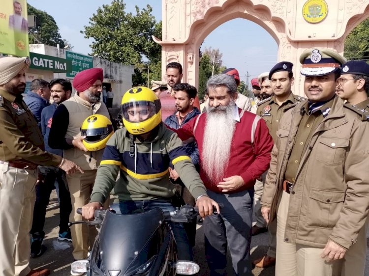 Awareness rally for creating traffic awareness in Ludhiana 