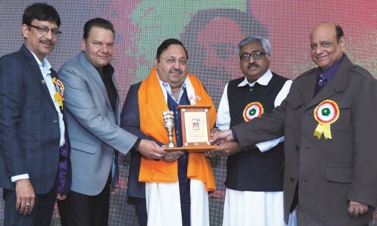 `Udyog Pal’ conferred on Mahesh Khanna