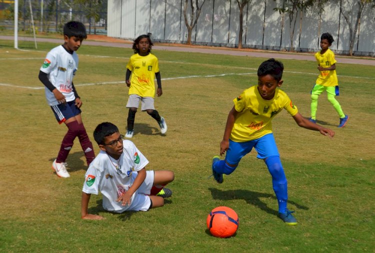 School football league semi finals