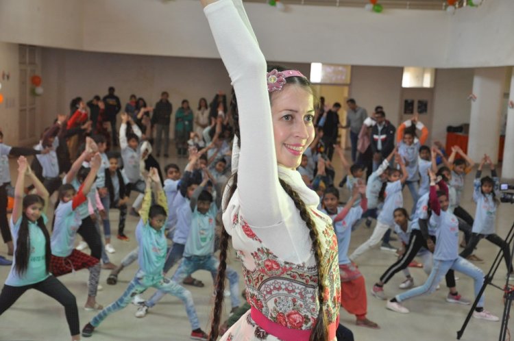 Fit India event sees residents dance for fitness and good health