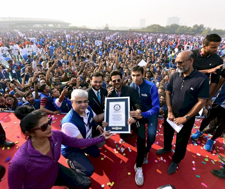 Bajaj Allianz Life Insurance creates new Guinness world records feat with second edition of Plankathon 