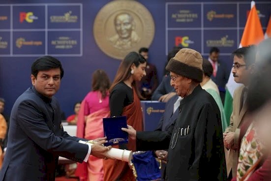 Vajirao IAS Academy’s Founder Dilip Kumar wins champions of change award