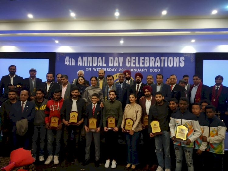 Club 21 Ludhiana awarded outstanding players