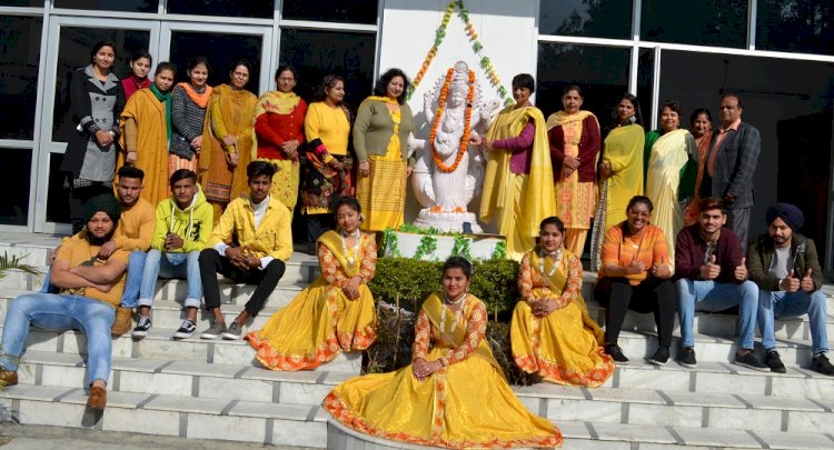 BD Arya College celebrates Basant Panchmi