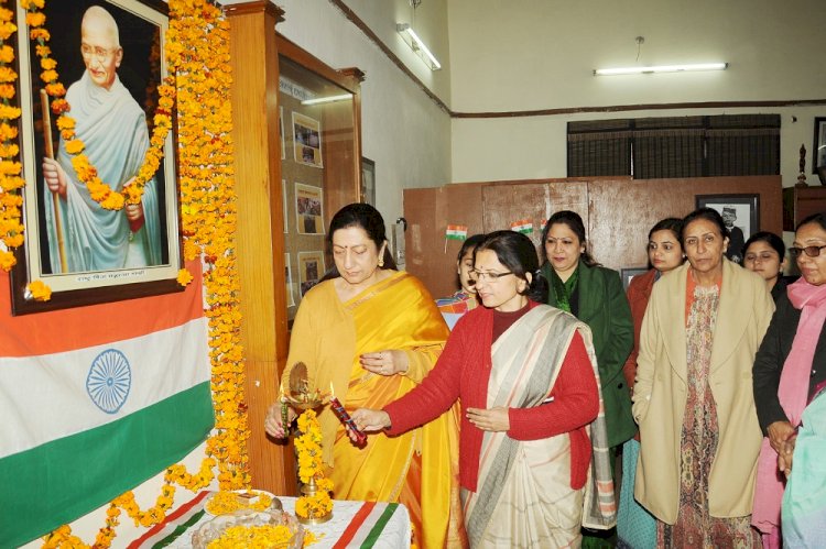 KMV commemorates Mahatma Gandhi’s 72nd death anniversary