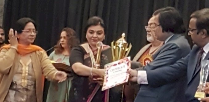 Prof Seema Kapoor, Panjab University conferred with Bharat Excellence Award