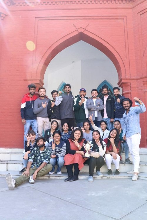 DAV College wins overall trophy in media fest 
