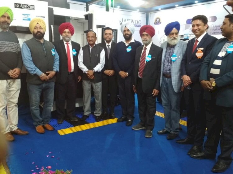 Displaying latest concepts of technology, MachAuto focuses on Industry 4.0 and smart manufacturing